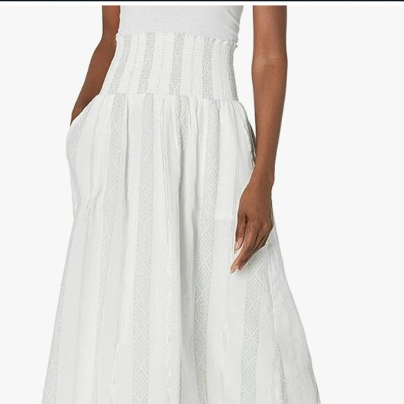 Splendid Women's Skirt - Picture 1 of 15